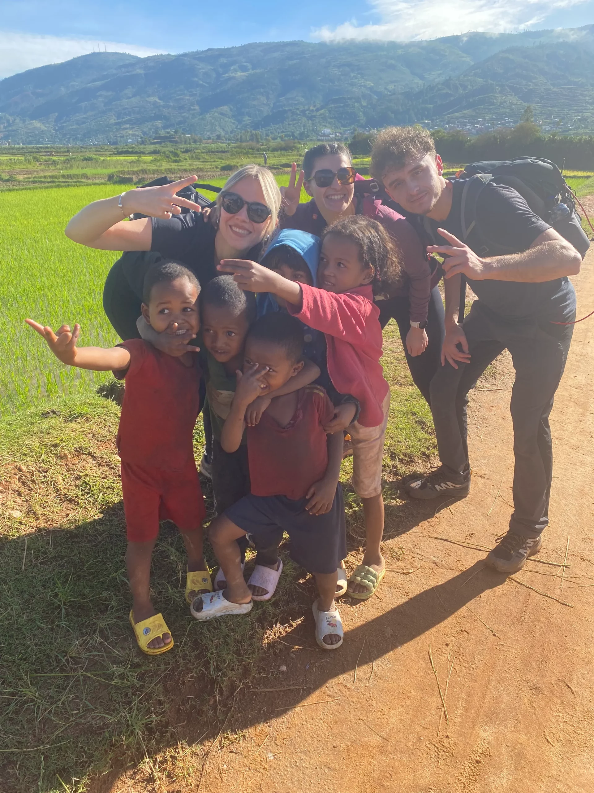 enfants a madagascar : projet eveil 2025